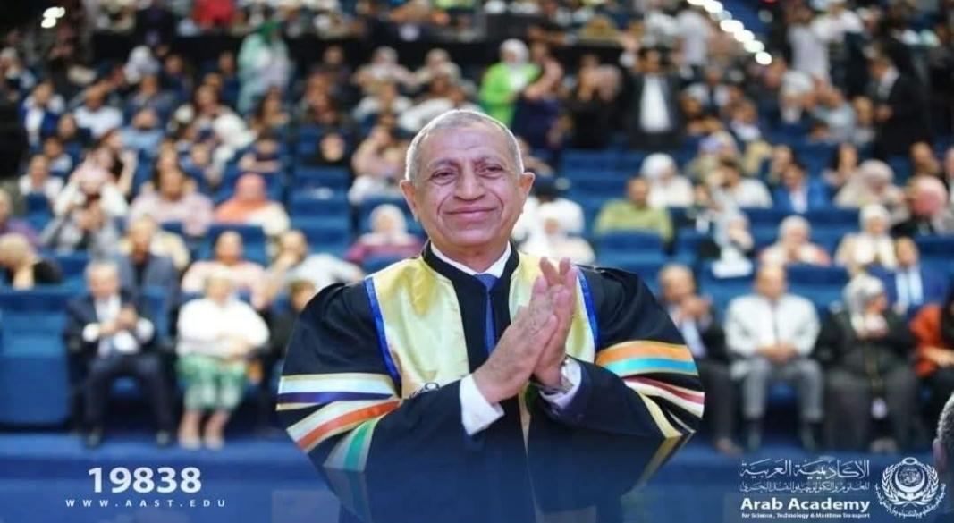 الدكتور إسماعيل عبد الغفار