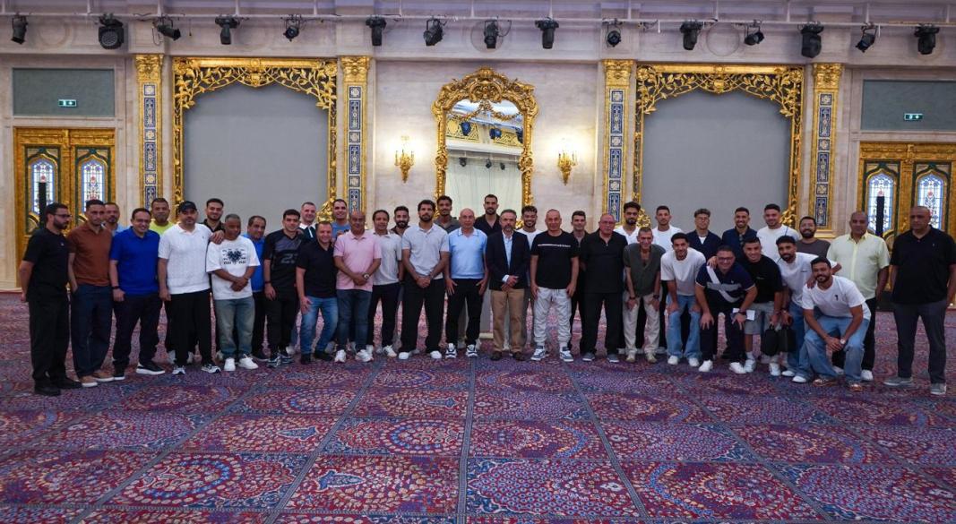 رجل الأعمال يوسف منصور يكرم منتخب مصر