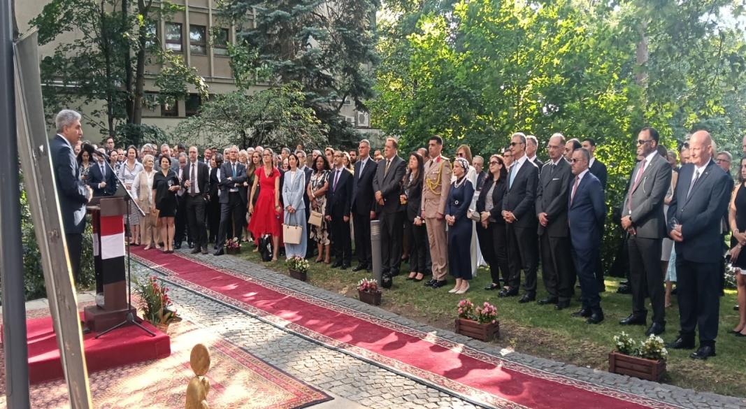 وزير السياحة والآثار