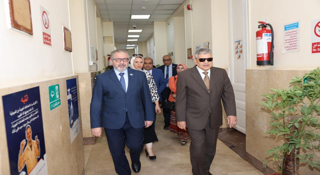 الفريق أسامة ربيع رئيس هيئة قناة السويس
