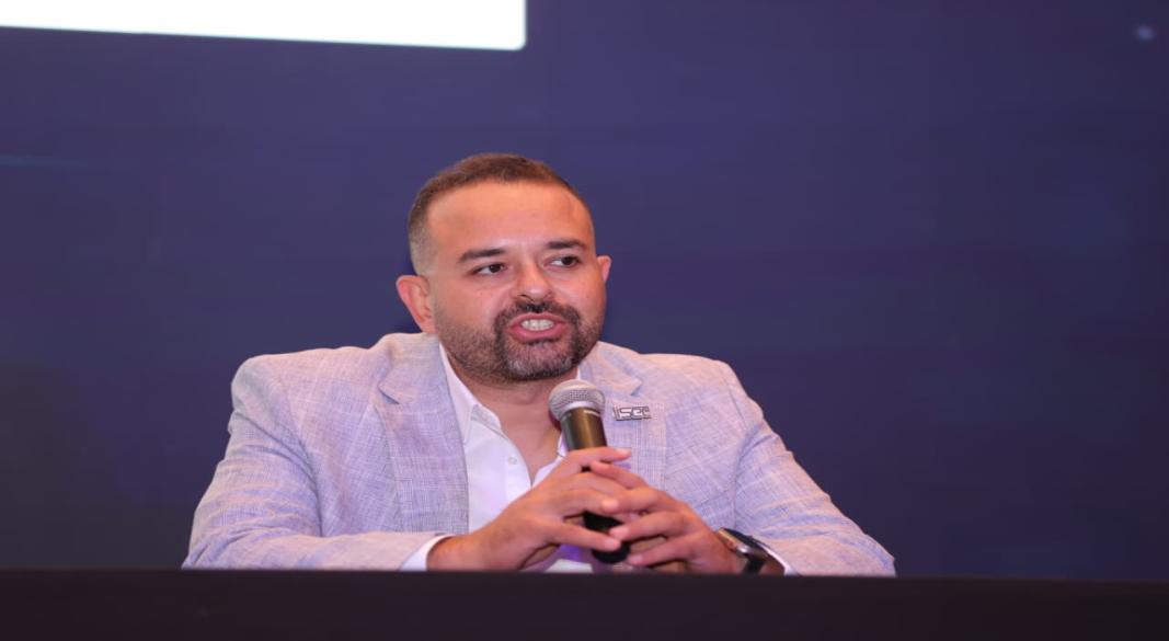 الدكتور بهاء حسن