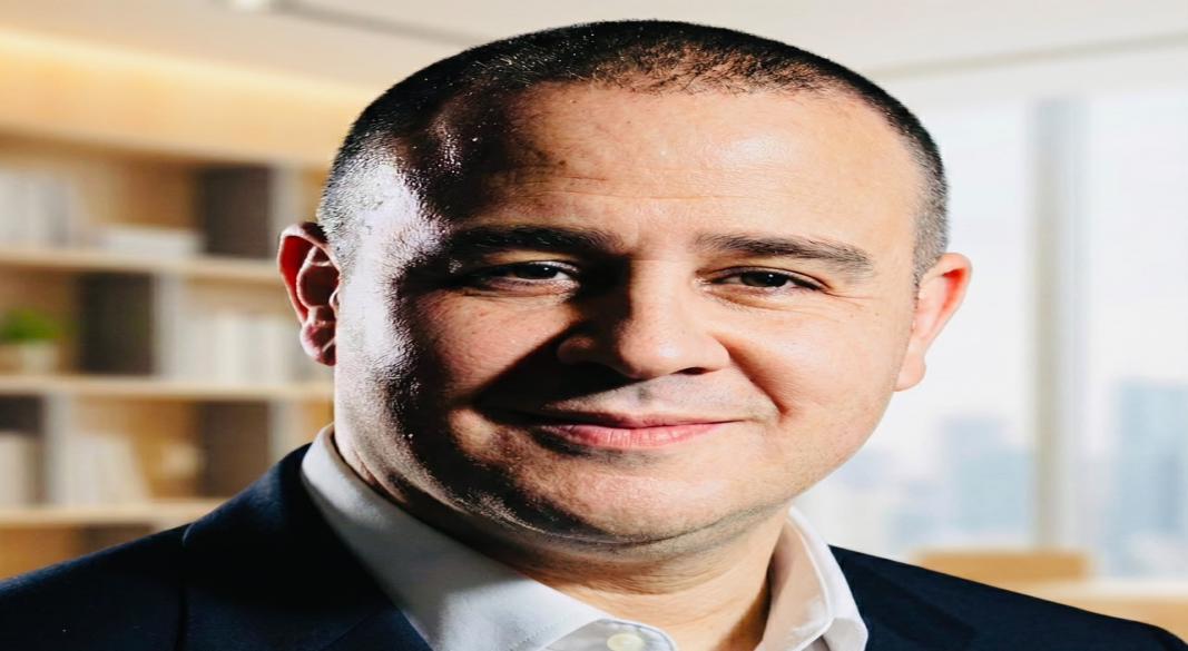 قيس الزريبي، المدير العام لشركة